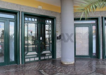 Ricezione / Lobby - Quadrilocale Via Giovanni Boccaccio
 
36, Casoria - foto 2