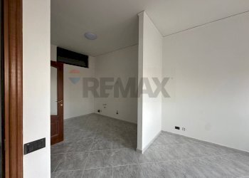 Stanza vuota - Quadrilocale Via Giovanni Boccaccio
 
36, Casoria - foto 4