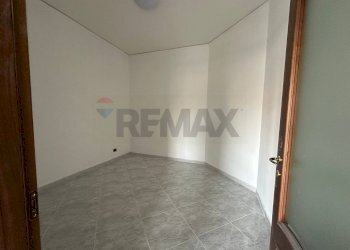 Stanza vuota - Quadrilocale Via Giovanni Boccaccio
 
36, Casoria - foto 8