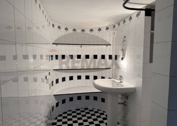 Bagno - Trilocale Via Nicola De Giosa
28, Bari - foto 10