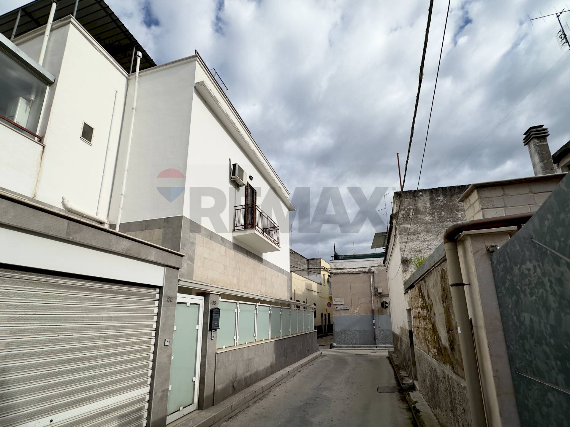 Edificio all\'aperto - Casa indipendente Via Piave
 
56-58, Bari - foto 2