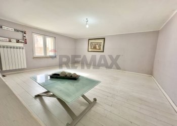 Soggiorno soppalco - Independent house Via Piave
 
56-58, Bari - photo 9