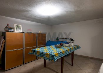 Magazzino Locale tecnico - Independent house Via Piave
 
56-58, Bari - photo 28