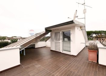 Terrazza - Villa Via Giovanni Gentile
 
87, Bari - foto 21