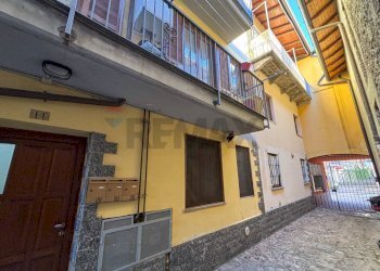 Edificio all\'aperto - Monolocale Via Marconi
 
14, Besano - foto 11