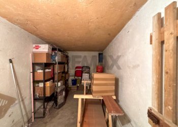 Dispensa di stoccaggio - Trilocale via Giuseppe Garibaldi
 
3, Saltrio - foto 15