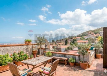 Terrazza - Villa Via Francesco Baracca
 
140/a, Palermo - photo 1