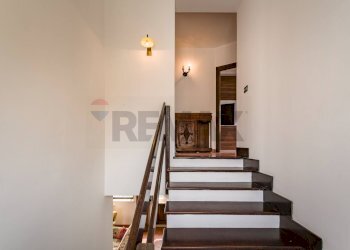 Scale - Villa Via Francesco Baracca
 
140/a, Palermo - photo 25