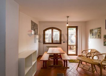 Sala da pranzo - Villa Via Francesco Baracca
 
140/a, Palermo - photo 32