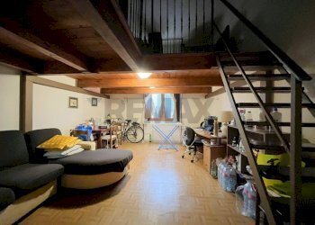 Soggiorno - Trilocale Via Nuova Poggioreale
 
21D, Napoli - foto 6