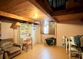 Soggiorno - Trilocale Via Nuova Poggioreale
 
21D, Napoli - foto 8