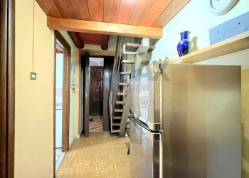 Hall / corridoio - Trilocale Via Nuova Poggioreale
 
21D, Napoli - foto 13