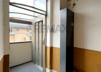 Ricezione / Lobby - Trilocale Via Nuova Poggioreale
 
21D, Napoli - foto 19