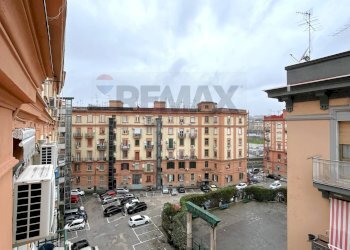 Edificio all\'aperto - Trilocale Via Nuova Poggioreale
 
21D, Napoli - foto 21