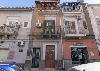 Edificio all\'aperto - Independent house Murganzio
 
132, Lentini - photo 1