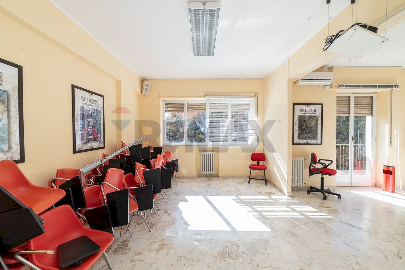 Soggiorno - Appartamento viale autonomia
 
27, Caltagirone - foto 1