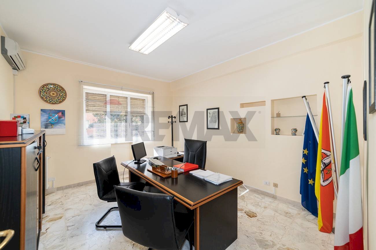 Ufficio - Appartamento viale autonomia
27, Caltagirone - foto 3