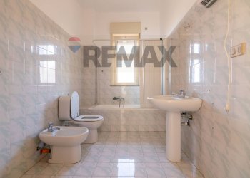 Bagno - Four-room apartment via matilde serao
 
4, Belpasso - photo 15
