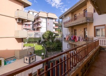 Balcone - Appartamento via matilde serao
 
4, Belpasso - foto 12