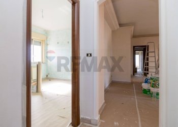 Hall / corridoio - Appartamento via matilde serao
 
4, Belpasso - foto 30