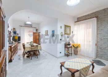 Sala da pranzo - Casa semi indipendente Via celso
 
119, Caltagirone - foto 1