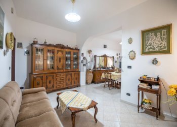 Soggiorno - Casa semi indipendente Via celso
 
119, Caltagirone - foto 4