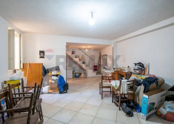 Sala da pranzo - Casa semi indipendente Via celso
 
119, Caltagirone - foto 12