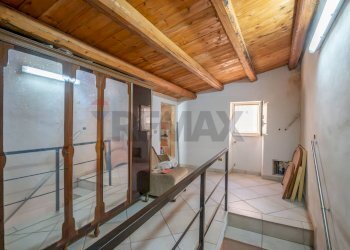 Scale - Casa semi indipendente Via celso
 
119, Caltagirone - foto 15