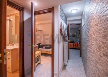 Hall / corridoio - Casa semi indipendente Via celso
 
119, Caltagirone - foto 30