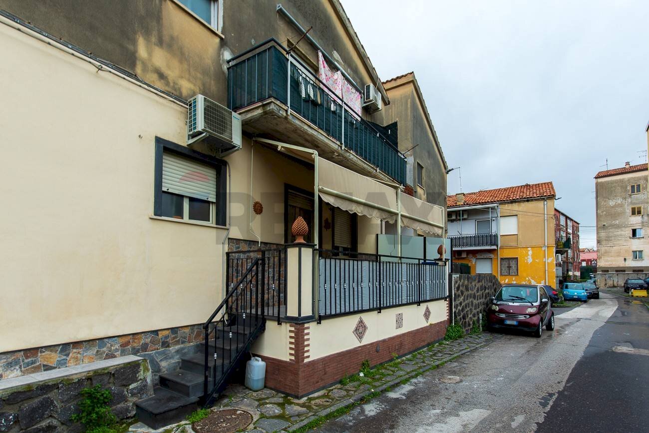 Edificio all\'aperto - Quadrilocale VIA TOSCANA
 
4, Catania - foto 2