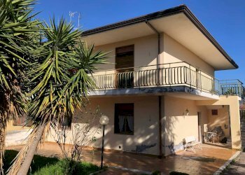 Casa all\'aperto - Casa semi indipendente via leontini
 
48, Mascalucia - foto 2