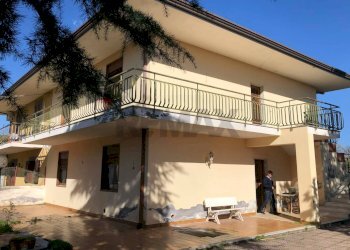 Casa all\'aperto - Casa semi indipendente via leontini
 
48, Mascalucia - foto 2