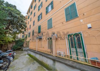 Edificio all\'aperto - Quadrilocale Via Alba
 
4, Roma - foto 6