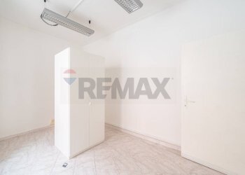 Stanza vuota - Quadrilocale Via Alba
 
4, Roma - foto 15