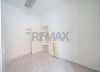 Stanza vuota - Quadrilocale Via Alba
 
4, Roma - foto 16