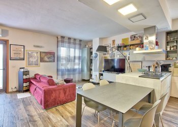 Sala da pranzo - Appartamento LOCALITA' POGGIOLA
 
25, Arezzo - foto 3