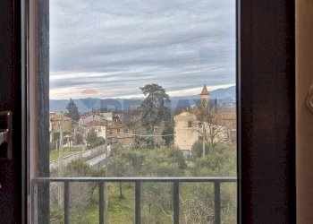 Dettagli - Appartamento LOCALITA' POGGIOLA
 
25, Arezzo - foto 18