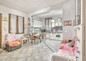 Sala da pranzo - Villa via di merguccio, 5, Montevarchi - foto 7