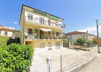 Casa all\'aperto - Appartamento Via Fratelli Cairoli
 
23, Gualdo Tadino - foto 5