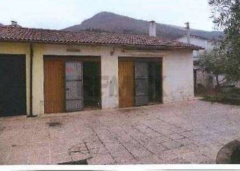 Casa all\'aperto - Appartamento Via Fratelli Cairoli
 
23, Gualdo Tadino - foto 6