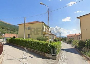 Edificio all\'aperto - Appartamento Via Fratelli Cairoli
 
23, Gualdo Tadino - foto 8