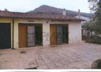 Casa all\'aperto - Appartamento Via Fratelli Cairoli
 
23, Gualdo Tadino - foto 12