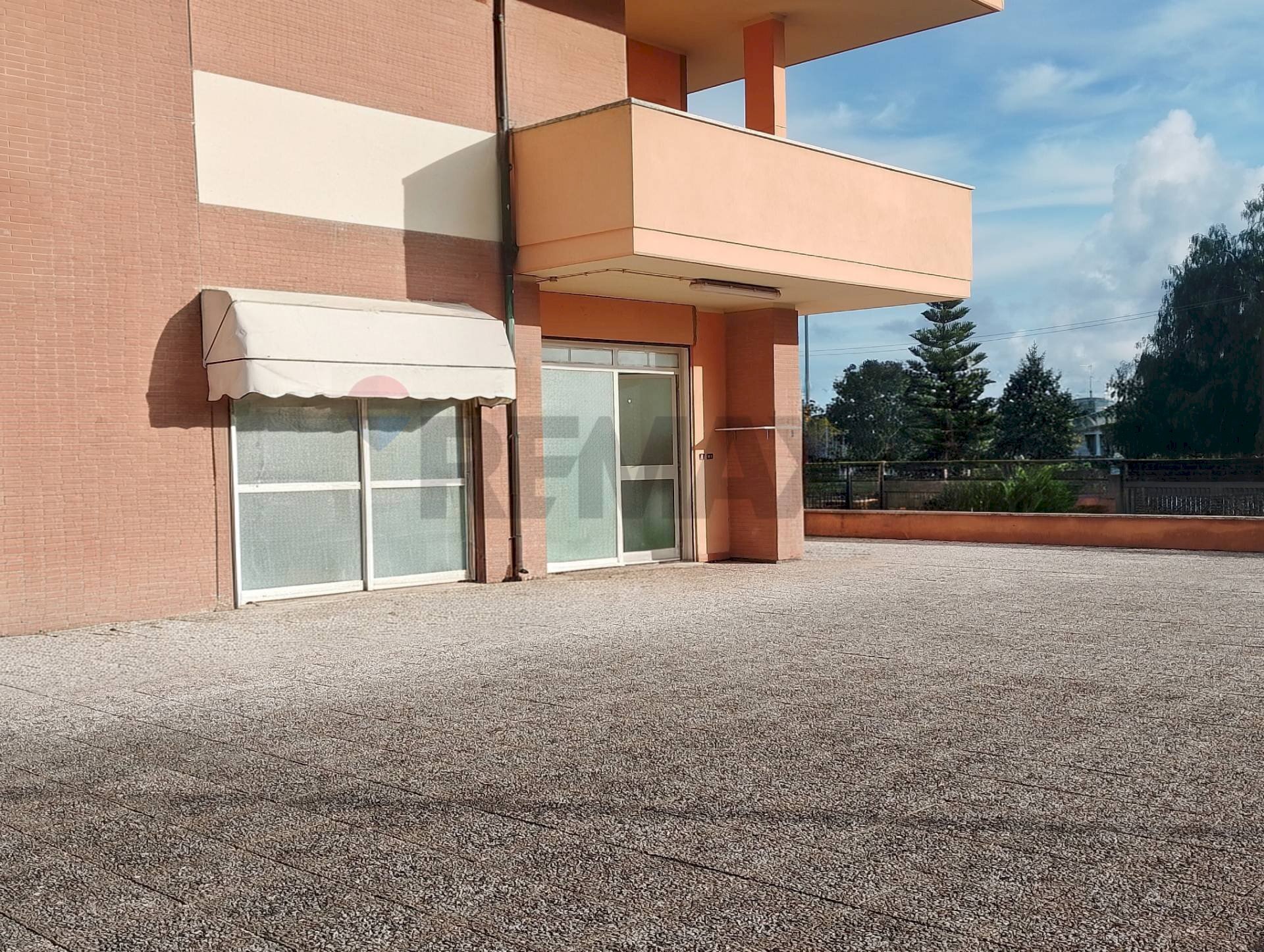 Terrazza - Ufficio via di colle vecchio
 
1, Nettuno - foto 1