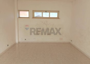 Stanza vuota - Ufficio via di colle vecchio
1, Nettuno - foto 6