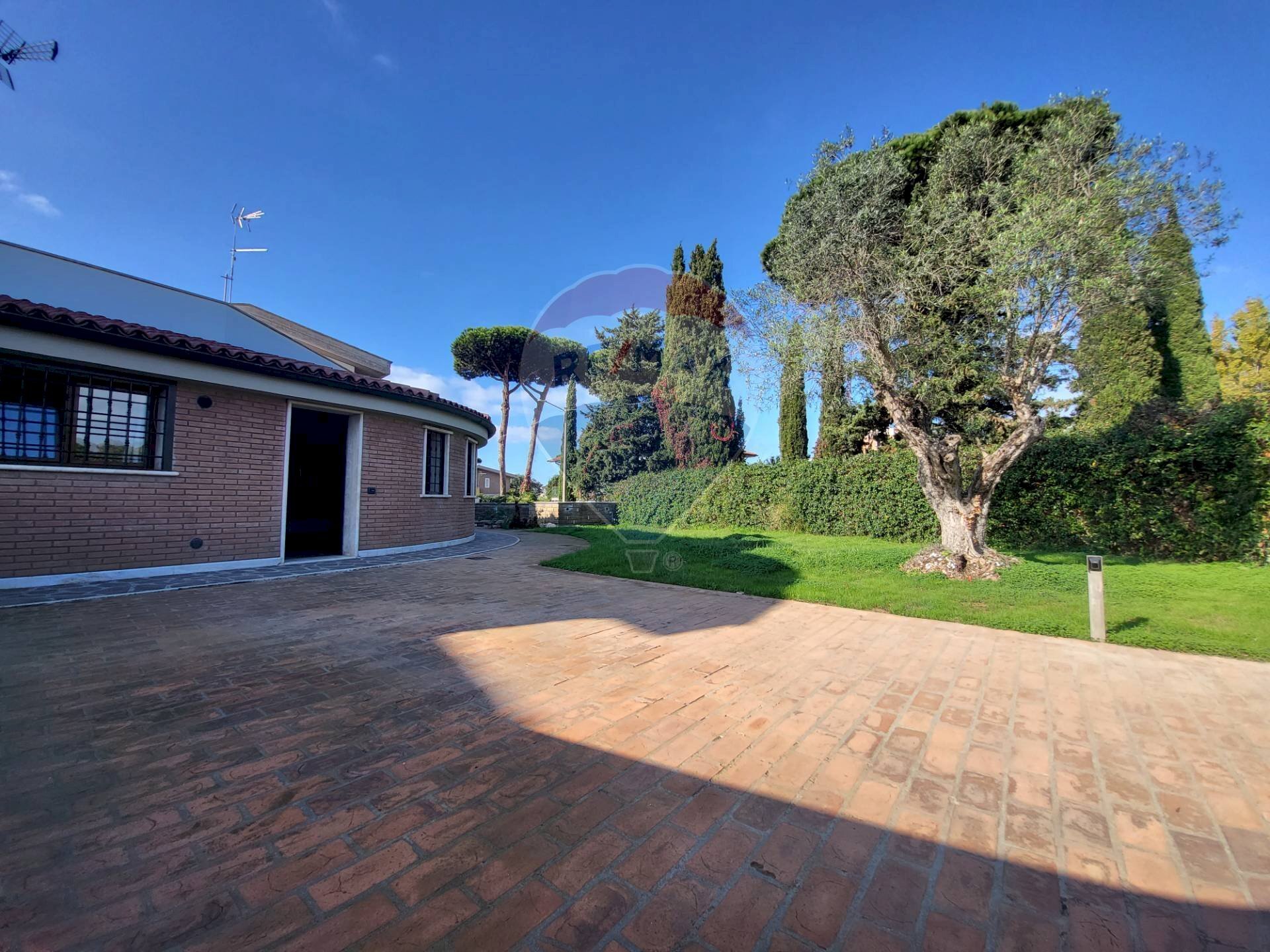 Terrazza - Semi-detached house VIA DEGLI ANEMONI
 
snc, Anzio - floor plans 1