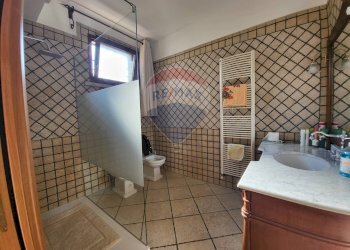 Bagno - Casa semi indipendente VIA DEGLI ANEMONI
snc, Anzio - foto 30