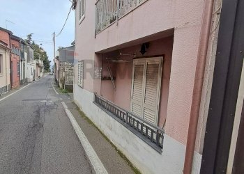 Edificio all\'aperto - Appartamento zaccagni angolo via ragonesi
 
295010, Piedimonte Etneo - foto 1