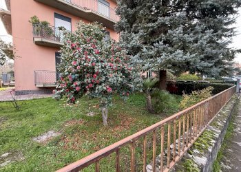 Giardino - Appartamento Via Sant'Antonino
 
33, Linguaglossa - foto 33