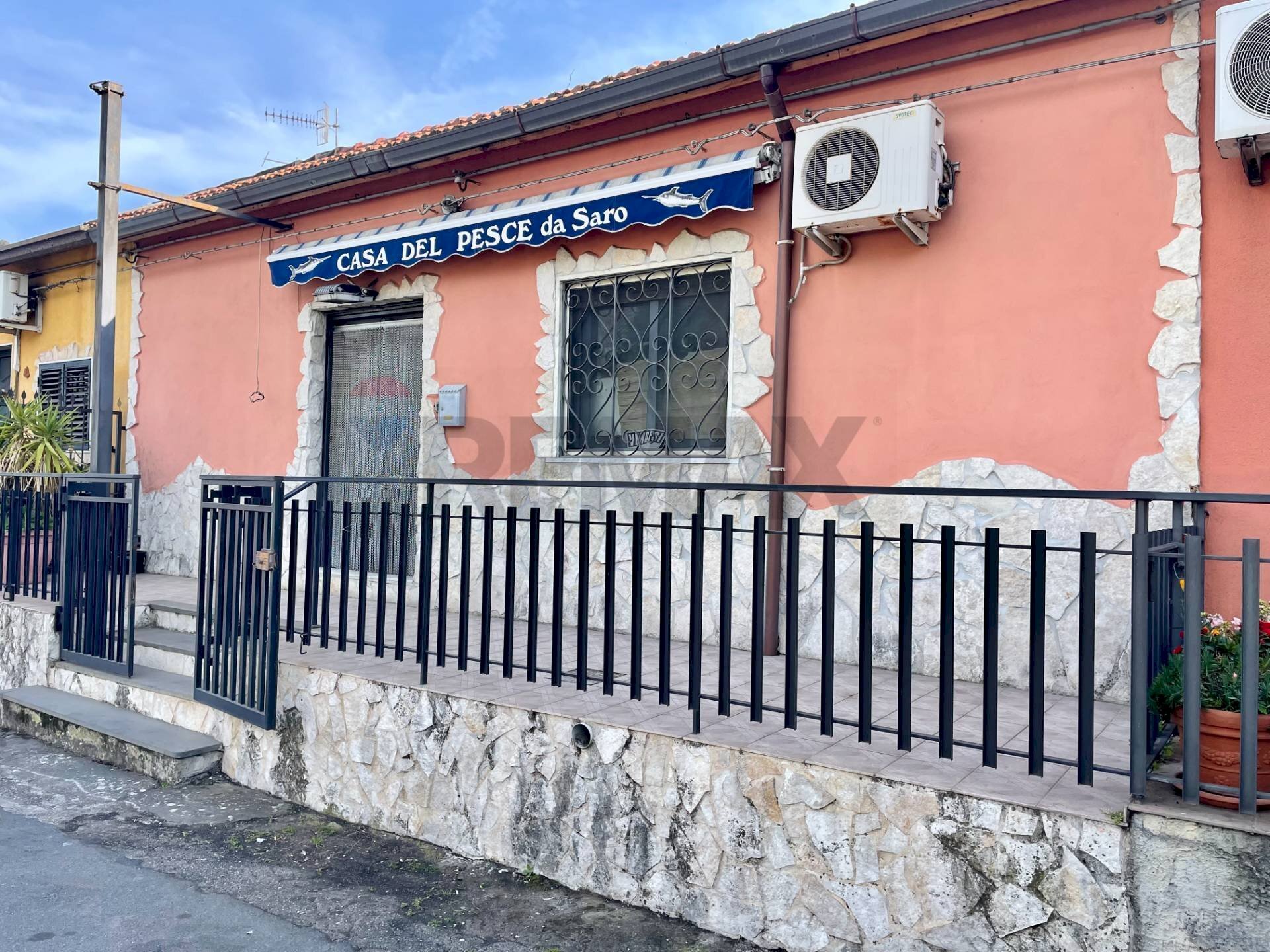 Casa all\'aperto - Locale Commerciale Via Aldo Moro
 
2, Santa Venerina - foto 1