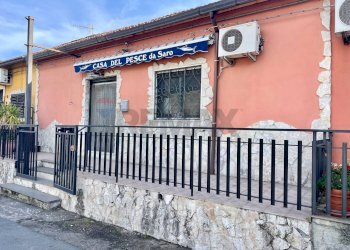 Casa all\'aperto - Locale Commerciale Via Aldo Moro
2, Santa Venerina - foto 1